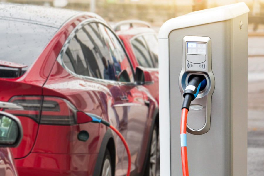Požari na električnim automobilima tresu Španiju: Jedan grad se vraća na benzince