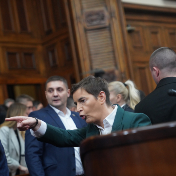 The day after the chaos in the Parliament, Brnabić spoke out: They want a civil war
