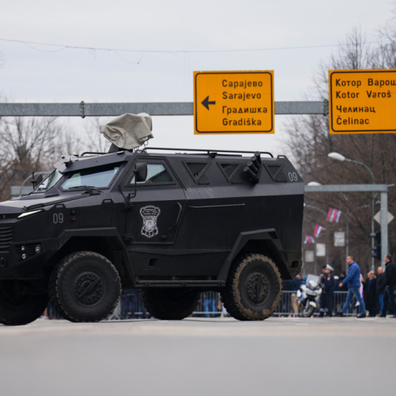Special forces on alert - Dodik left the building of the Government of Republic of Srpska; SIPA spoke up VIDEO