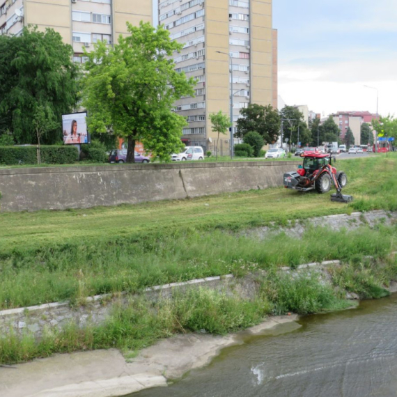 Čišćenje korita reke Lepenice FOTO