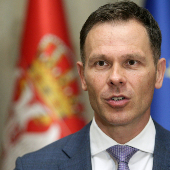 Mali: Prosečna plata ide na 1.400 evra; Naredne nedelje najveći događaj ikad u Srbiji